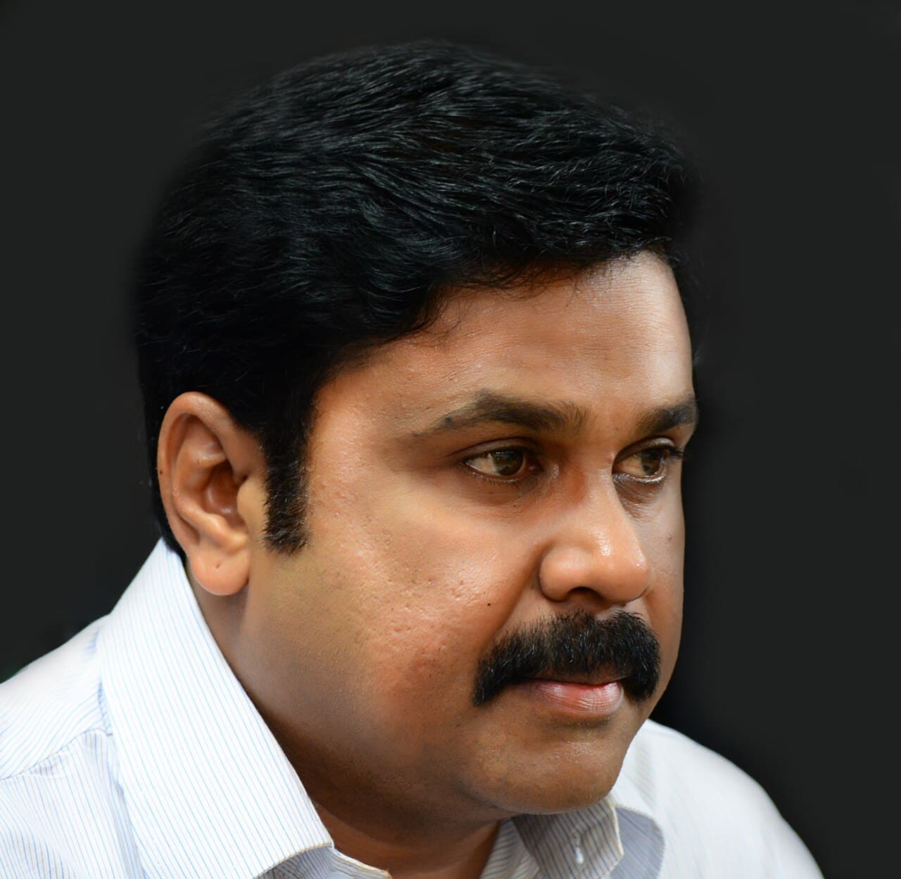 Dileep Deserves Applause: Karma, Not Generosity