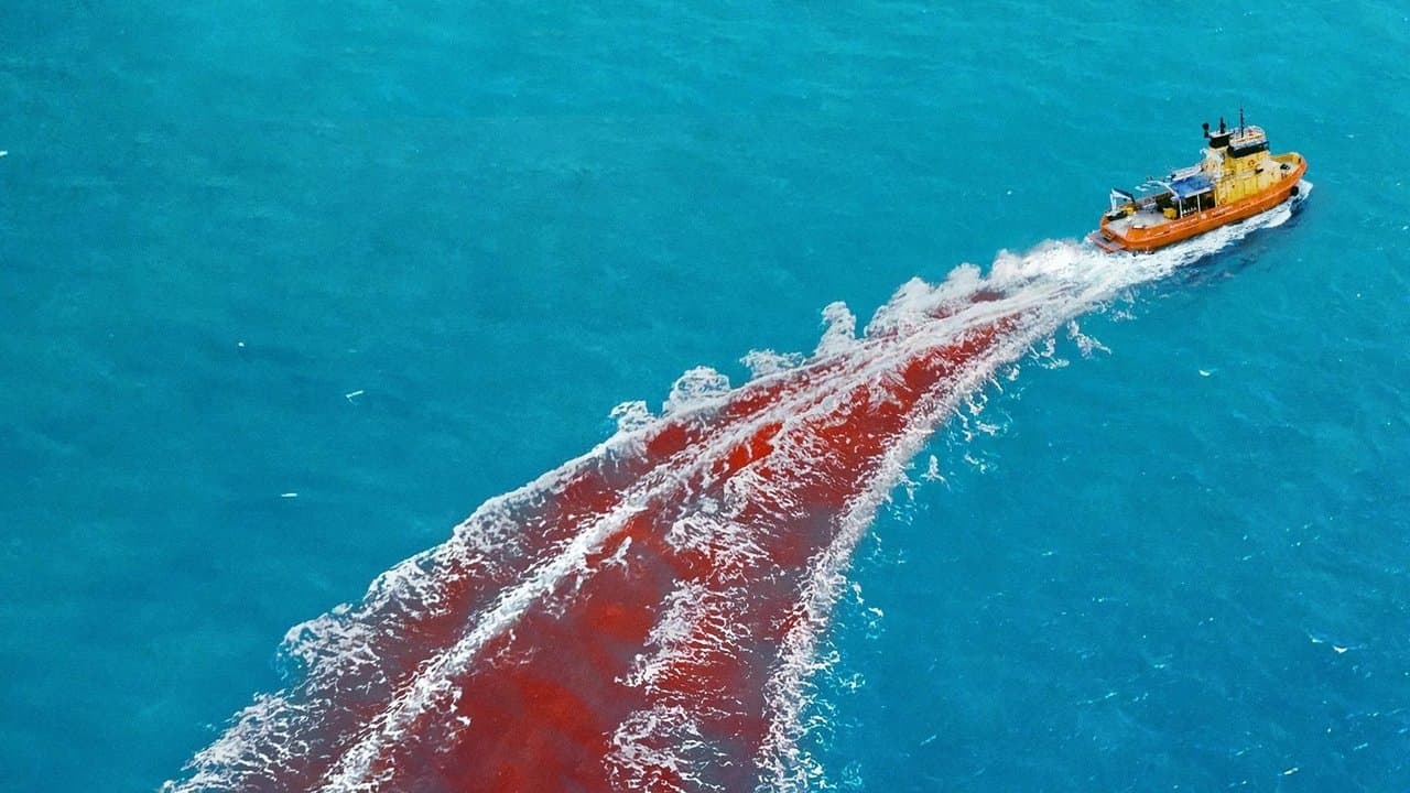 Dangerous Animals still 3