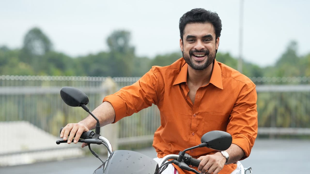 Narivetta Movie Review: A Compelling Thriller? still 3