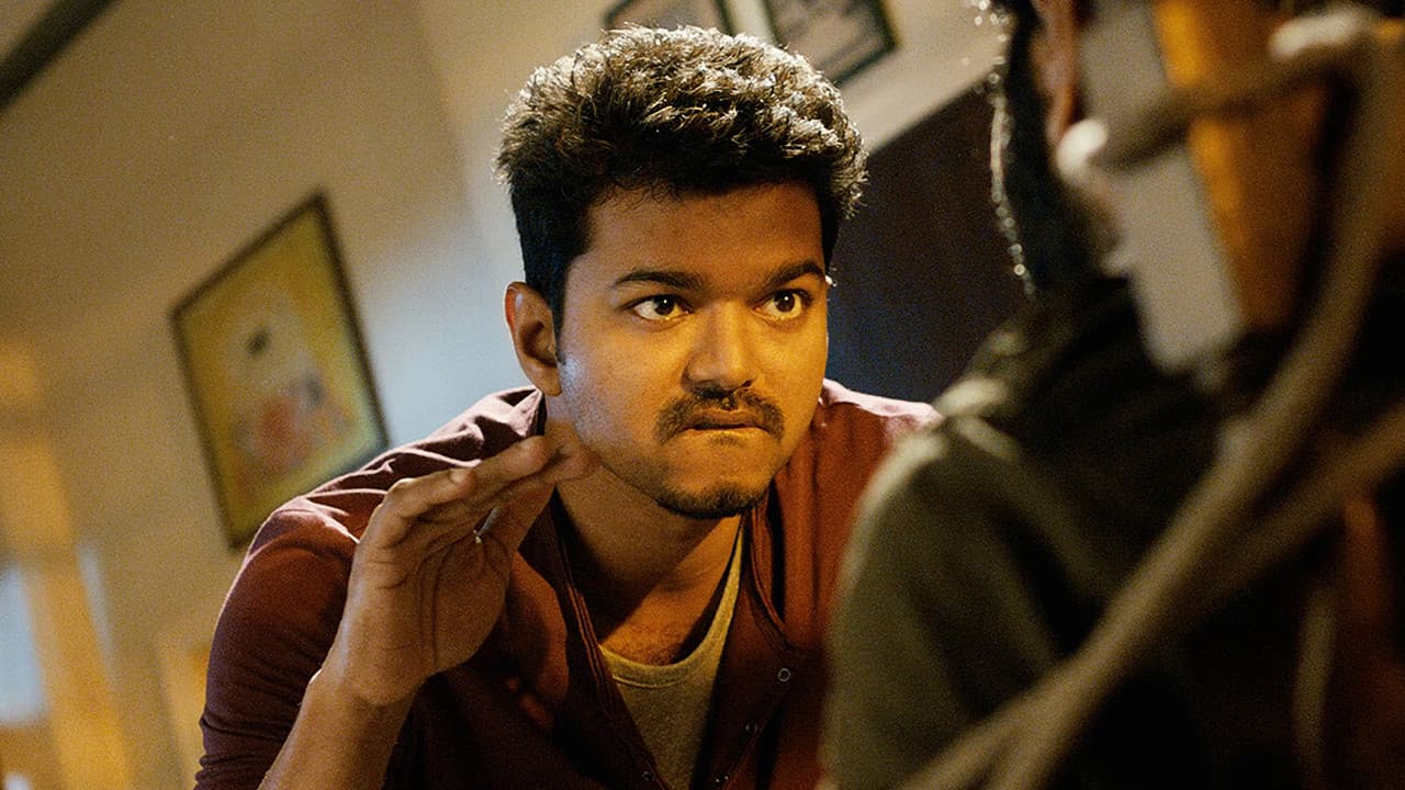 Thuppakki still 2