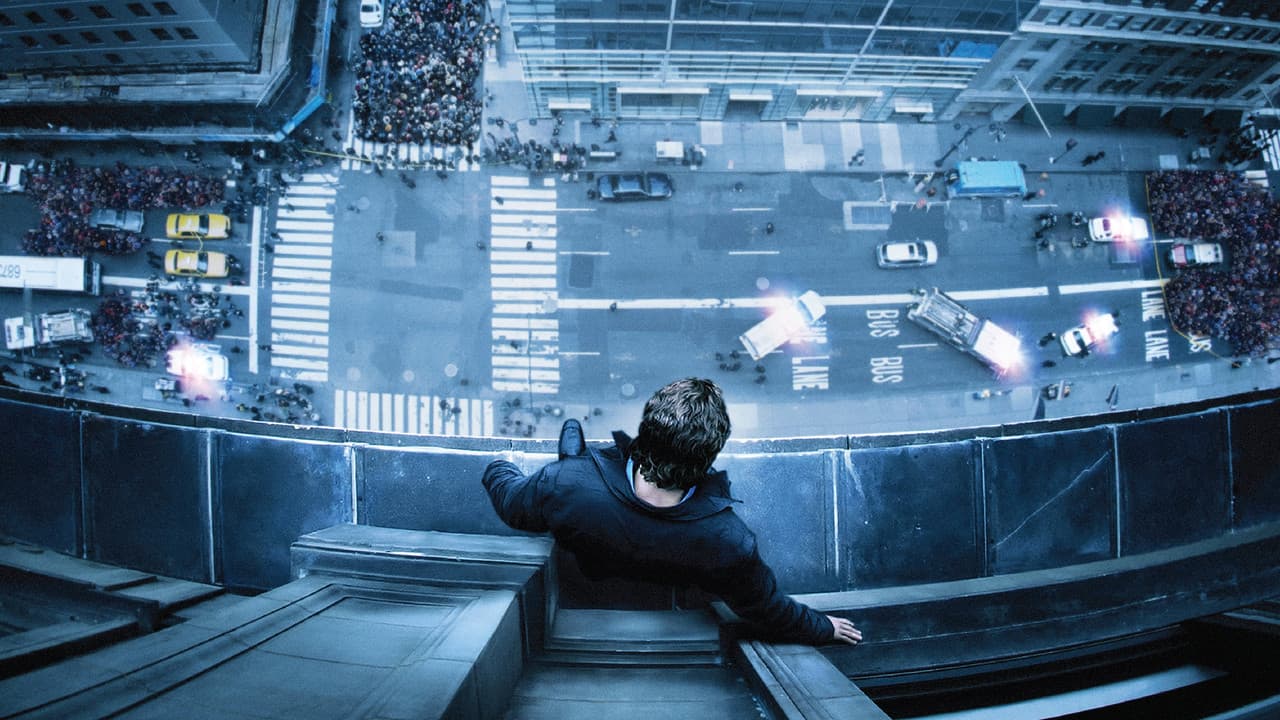 Man on a Ledge still 6