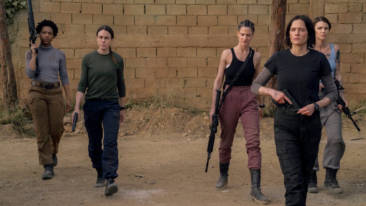 Dirty Angels still 1