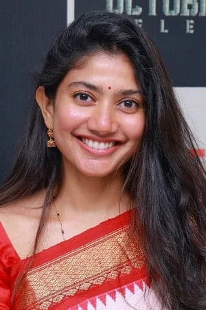 Sai Pallavi's Sita: Moon-Like Radiance & Wide Eyes?