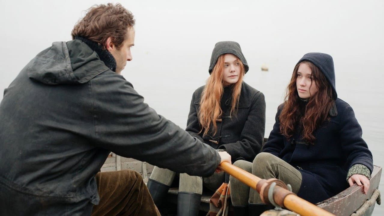 Ginger & Rosa still 2