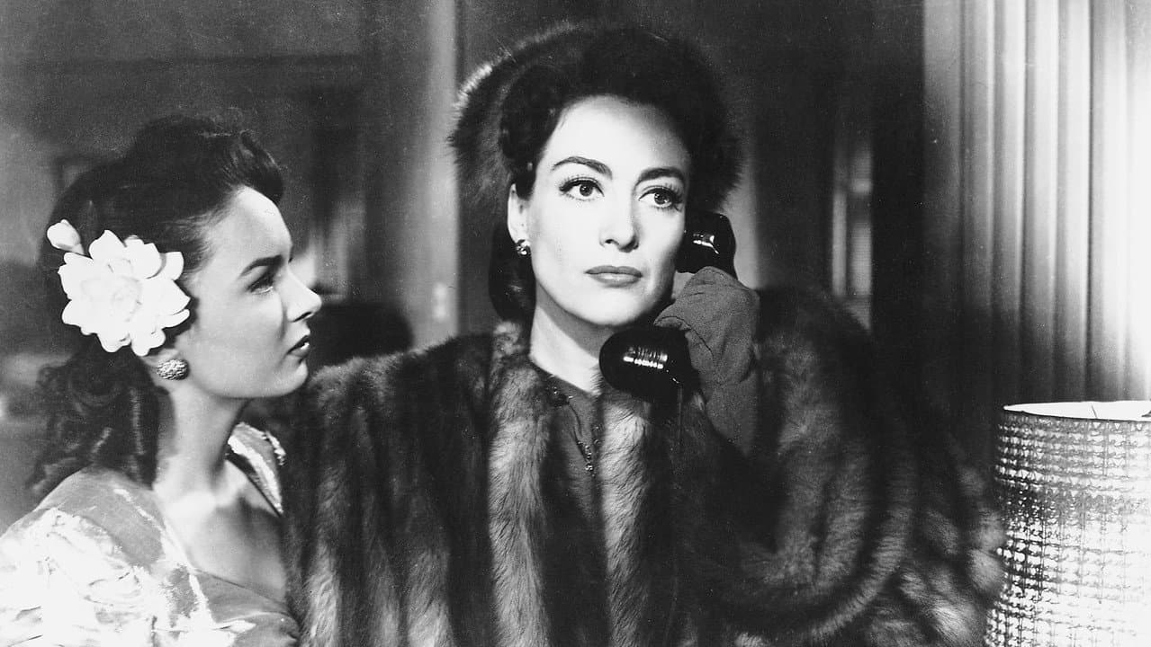 Mildred Pierce still 3