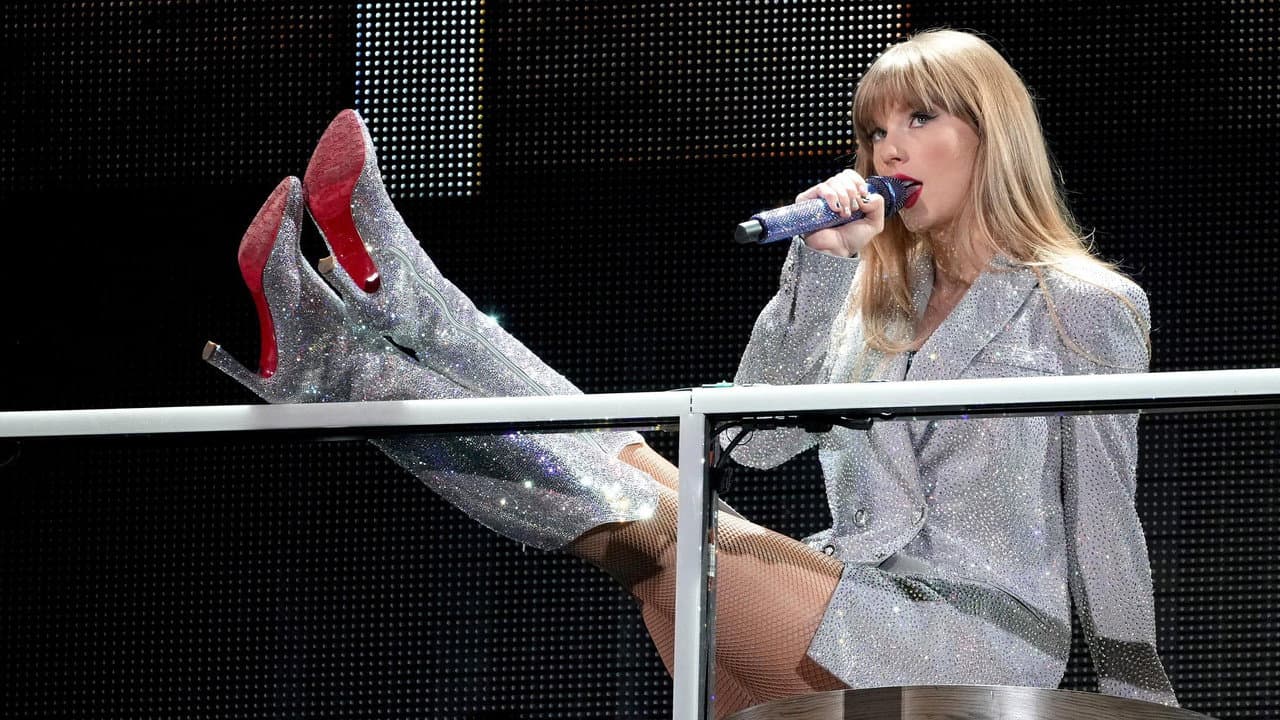 TAYLOR SWIFT | THE ERAS TOUR still 4