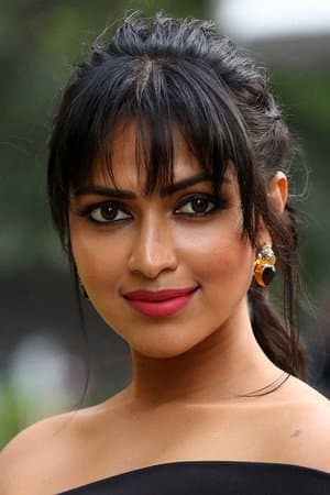 Amala Paul's Auto Entry & Mamitha Parallel: Film Change